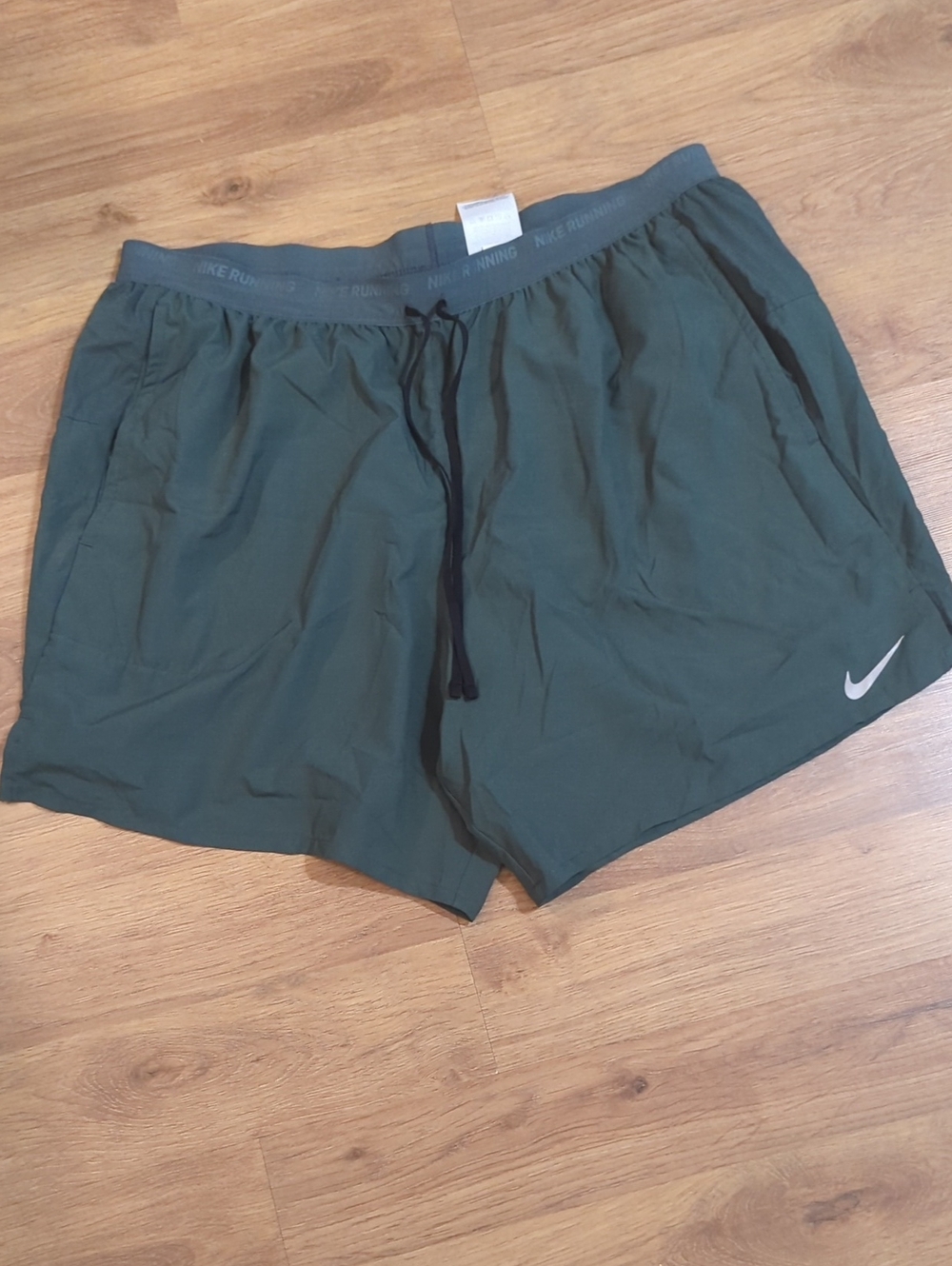 Nike Men's SIZE- 2XL Olive Green Athletic Shorts with Reflective Swoosh